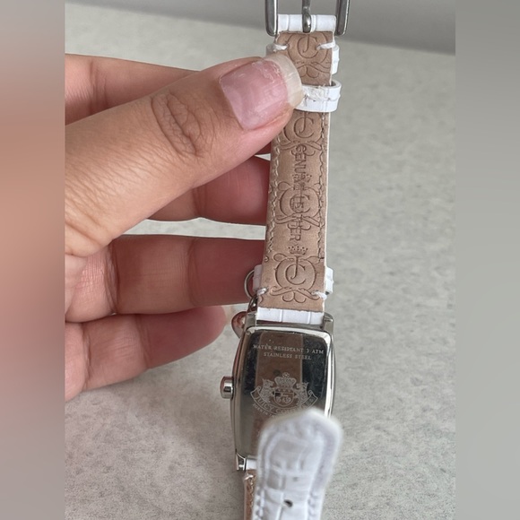 Juicy Couture White Watch with Puffed Heart Charm *Vintage* - Picture 6 of 8